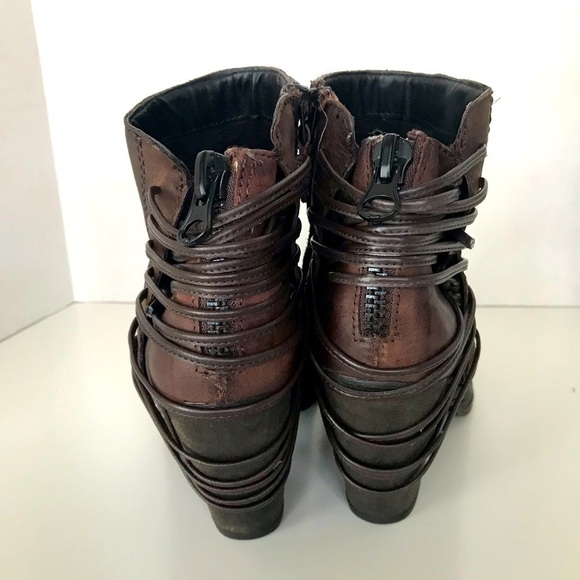 Dolce Vita Harvie Brown Ankle Boots Lattice  Moto - Picture 4 of 12